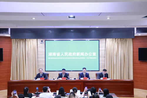 省政府新闻办召开新闻发布会 发布我省今年高考各批次录取控制分数线