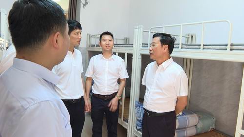调整大小 2